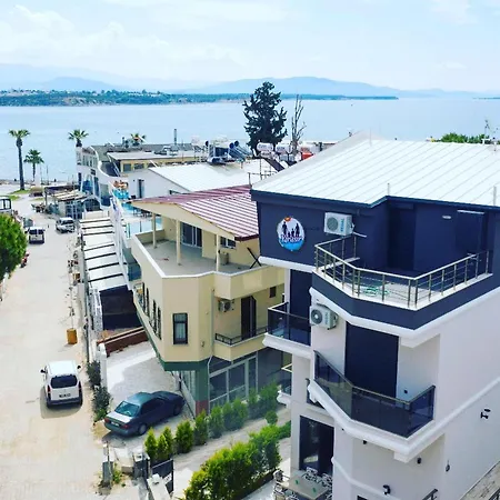 Gazde/Camere de închiriat Yarasir Family *