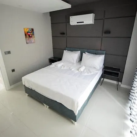 Yarasir Family Gazde/Camere de închiriat Didim