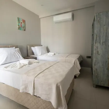 Yarasir Family Quarto em Acomodações Particulares