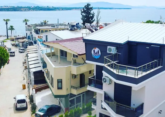 Gazde/Camere de închiriat Yarasir Family *