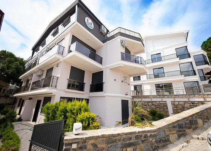 Gazde/Camere de închiriat Yarasir Family *