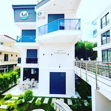 Yarasir Family * ديديم