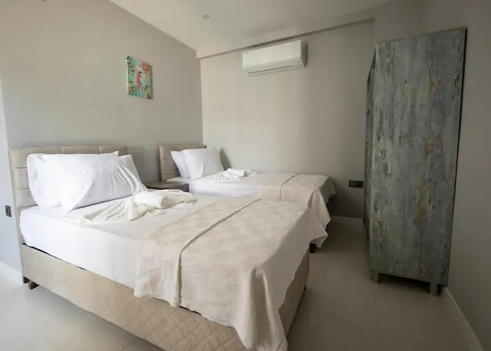 Yarasir Family Homestay